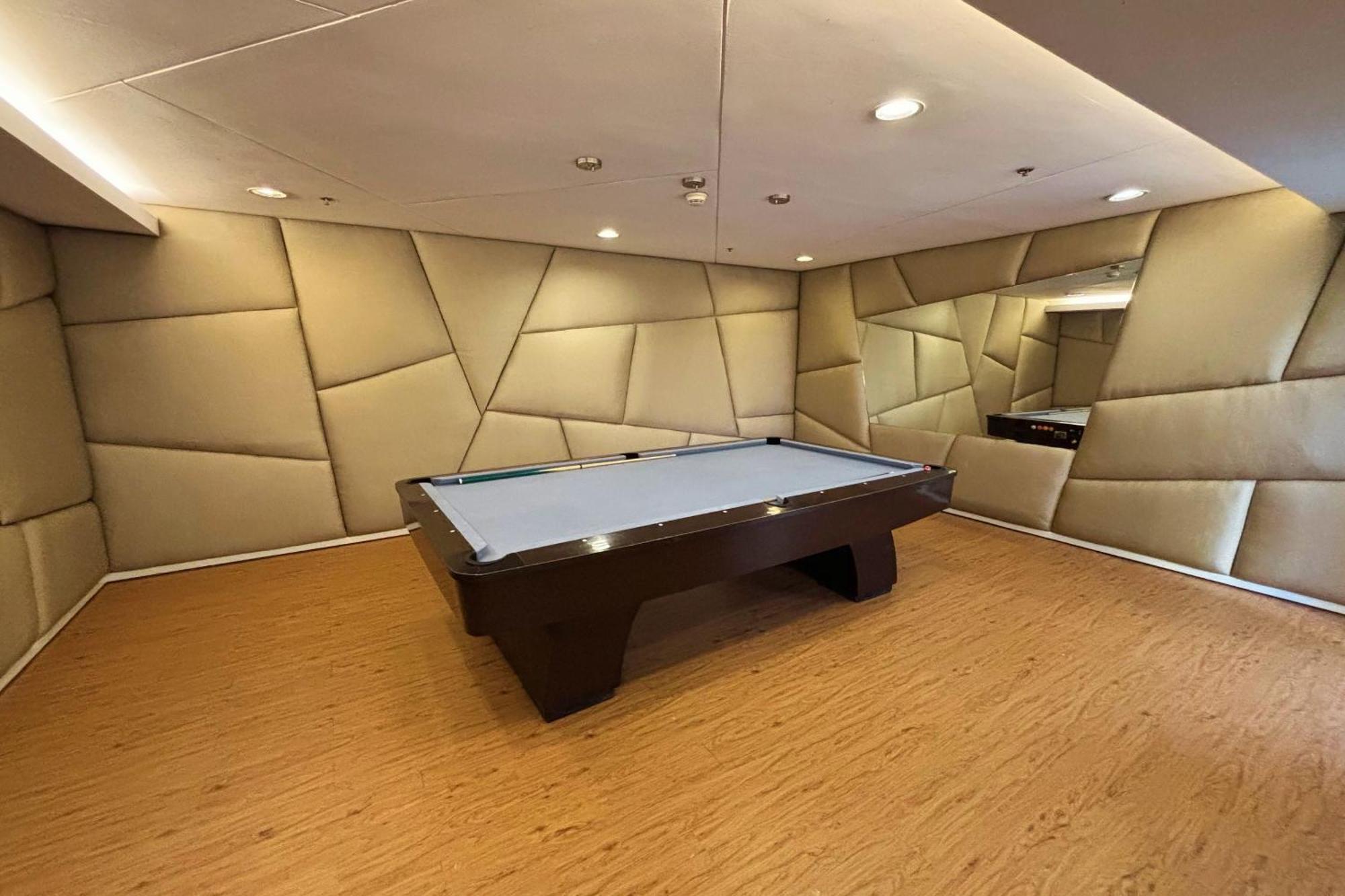 Extremeli Suites Manila Powered By Cocotel Esterno foto